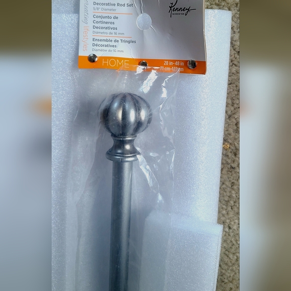 Window Curtain Rod - Picture 7 of 8